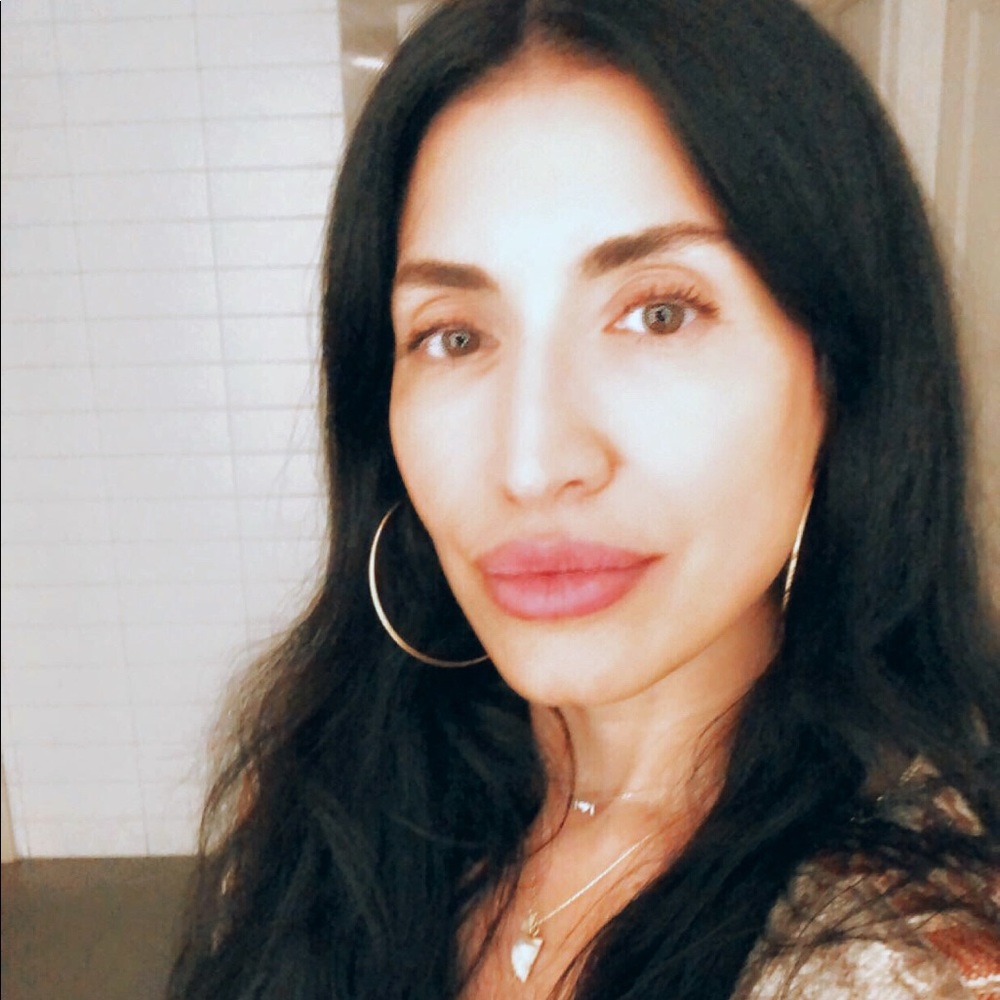 Meet your Posher, Mariana